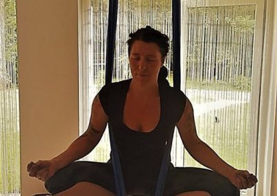Meditationsworkshop mit Klangschalen und Aerial Yoga Tuch